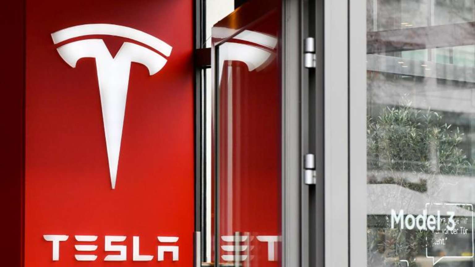 Акции Tesla - прогноз и цена в 2021 году